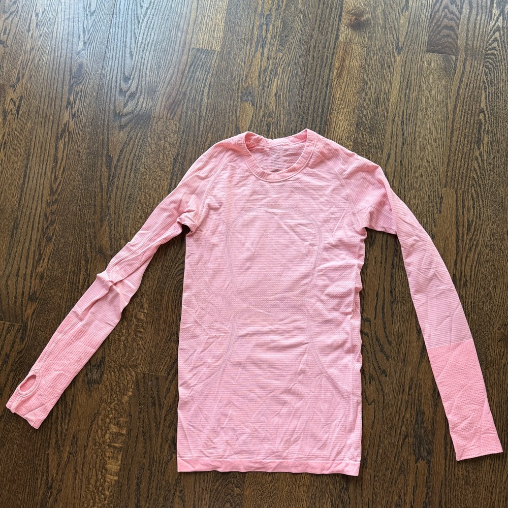 Lululemon Athletica Light Pink Long Sleeve Top